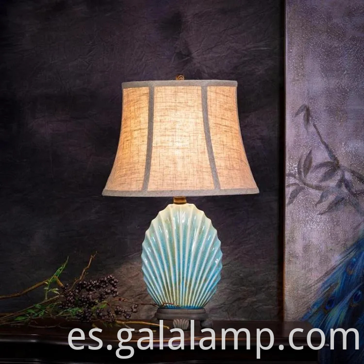 Elegante lámpara de mesa de cerámica vintage para la decoración del dormitorio